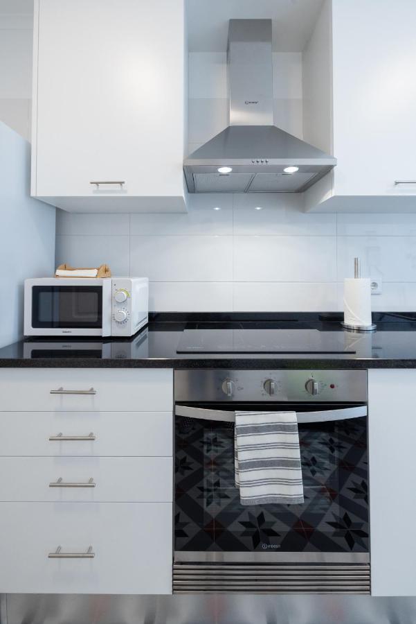 Casa Do Largo - Cozy Apartment In The City Center & With Ac Lissabon Buitenkant foto